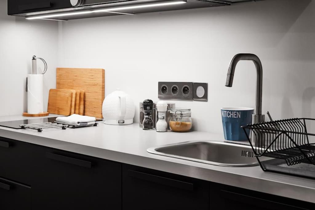Househost Apartment: Jozefa Dietla 73/7 クラクフ エクステリア 写真