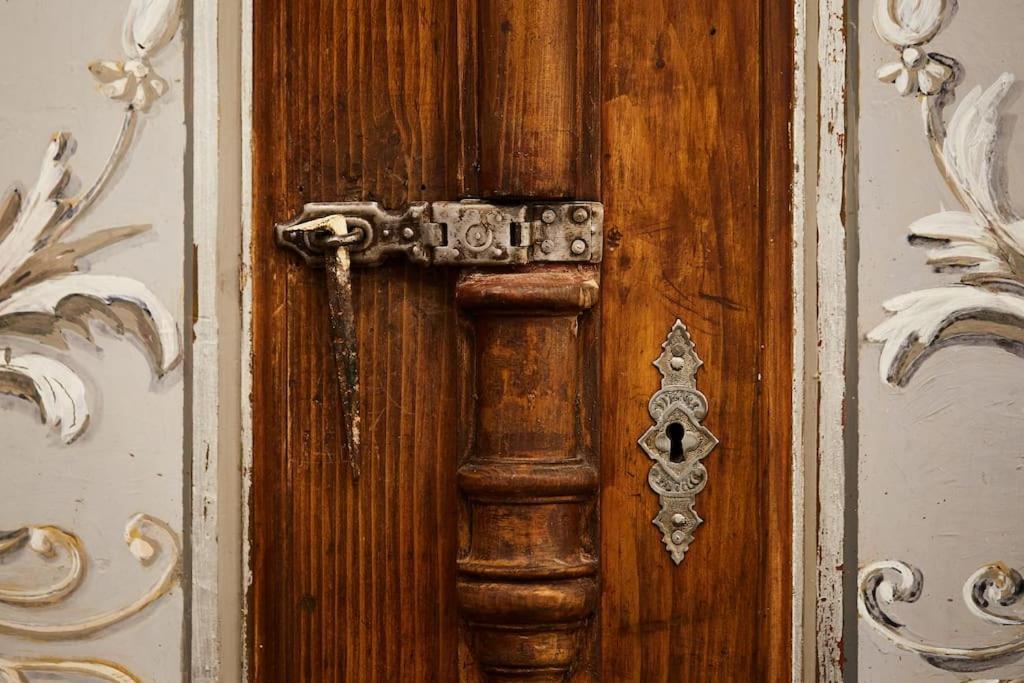 Househost Apartment: Jozefa Dietla 73/7 クラクフ エクステリア 写真